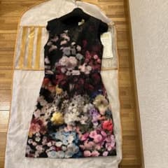 美品】レッドバレンティノ フローラル ノースリーブ ワンピース 花柄 