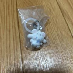 めじるしアクセサリーふわふわスノー シナモンロールのサムネイル