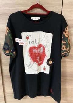 VivienneWestwood Tシャツのサムネイル