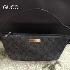 GUCCI グッチ ポーチ バッグのサムネイル