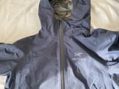 ARC'TERYX マウンテンパーカーのサムネイル