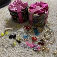 RONI バナチJENNIまとめ売り　24点　アクセサリーのサムネイル