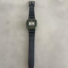 CASIO デジタル腕時計 カーキのサムネイル