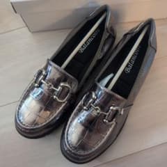 新品　Balancoire ローファー 24.0cmのサムネイル