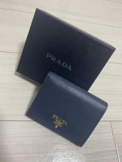PRADAのサムネイル