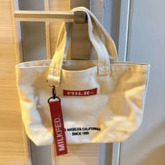 MILKFED. キャンバストートバッグのサムネイル
