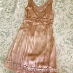ストロベリーフィールズ ビジュードレスのサムネイル