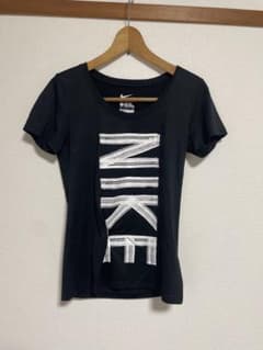 NIKE ナイキ Tシャツのサムネイル