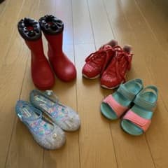 女の子　長靴　スニーカー　サンダル　18cmのサムネイル