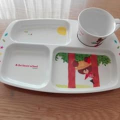 【12月31日にて削除】くまのがっこう　ジャッキー　食器セットのサムネイル