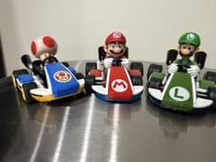 マリオカート プルバックカー（マリオ／ルイージ／ピーチ／ドンキー）全長6〜7cmのサムネイル