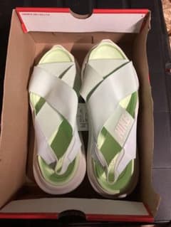 NIKE サンダルのサムネイル