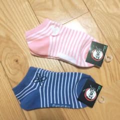 新品　キッズ　靴下　鬼滅の刃　19から24センチのサムネイル