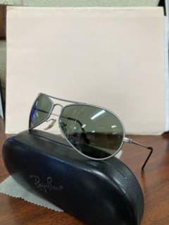 Ray-Ban サングラスのサムネイル