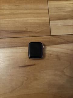 Apple Watch 40mm ピンク本体と充電ケーブル ジャンクのサムネイル