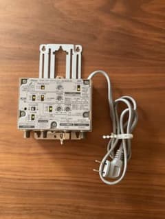 AV-M30L5S CS/BS UHF CATV対応マルチブースターDXアンテナ - メルカリ