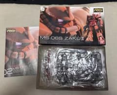 RG MS-06S ZAKU II シャア専用　1/144スケールのサムネイル