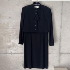 pierre cardin ブラックワンピーススーツ11号サイズのサムネイル