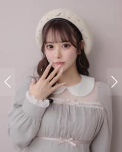 pium ロゴビジュースタッズベレーのサムネイル
