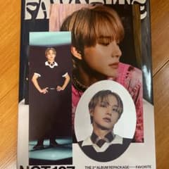 NCT127  FAVORITE トレカ　ジョンウのサムネイル