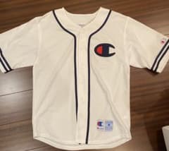あと数日‼️‼️【新品】【大幅値下げ】チャンピオンのシャツのサムネイル