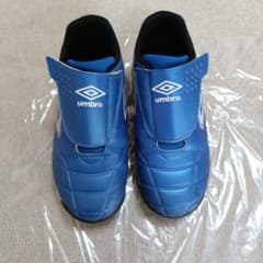 umbro サッカー トレーニングシューズ 20.0cm青のサムネイル