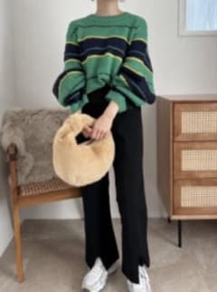 AMIE スリット入りフレアパンツ（ウエストゴムタイプ）のサムネイル