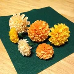 造花ヘアアクセサリー 大小6個セットのサムネイル