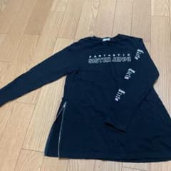 シスタージェニーのカットソーのサムネイル
