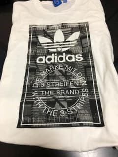 半袖 tシャツ  adidasのサムネイル