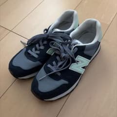 New Balance ネイビー グレー スニーカー23.5のサムネイル