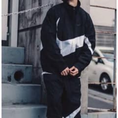 NIKE ビックスウォッシュ　ナイロンセットアップ Rust-eze 様専用NIKE ビッグスウォッシュナイロン上下セットアップ