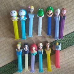 まー様 専用 PEZ ペッツ 容器 ラムネ - メルカリ