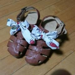 パラビオン  おどる柄スカーフ付ウッドサンダルのサムネイル