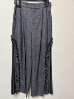 新品　今季　Jena　ジェナ　エスパスメルヴェイユ　アーチフリルパンツ　グレー 新品 今季 Jena ジェナ エスパスメルヴェイユ アーチフリルパンツ