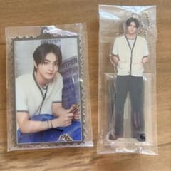 ENHYPEN JUNGWON アクリルキーホルダー 2種セットのサムネイル