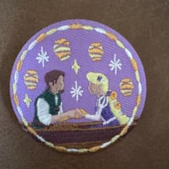 ディズニー刺繍缶バッジ　ラプンツェルのサムネイル