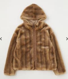 マウジー MOUSSY♡今期完売 FAUX FUR COCOON JACKETのサムネイル
