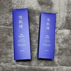 新品未使用！薬用雪肌精　化粧水＆美容乳液セットのサムネイル