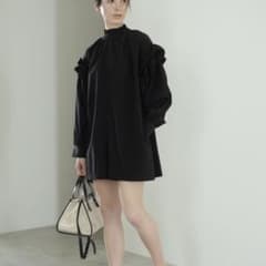 maison de Dolce.  メゾンドドルチェ　ラッシュガード　大人可愛いのサムネイル