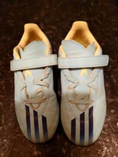 アディダス　トレーニングシューズ　サッカーのサムネイル