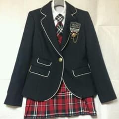 デコラピンキーズ なんちゃって制服 卒業式のサムネイル