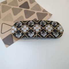 【ハンドメイド】刺繍リボンのバレッタのサムネイル