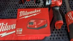#*n様 Milwaukee M12 C12C 充電器のサムネイル
