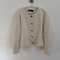 ZARA ノーカラー ツイードジャケット オフホワイトのサムネイル