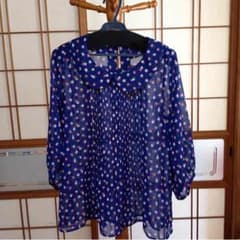 イーハイフンワールドのブラウスSALE‼️のサムネイル