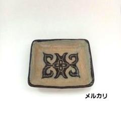 小森忍 北斗窯 アイヌ文様 角皿 小皿 アイヌ紋角小皿 | ROOMS