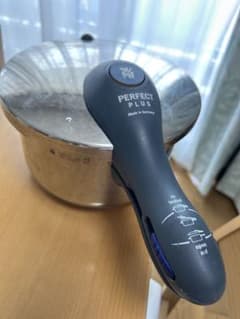 WMF パーフェクトプラス圧力鍋4.5リットル蒸しすのこ付きドイツ - メルカリ