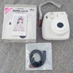 instax mini8 チェキ本体のサムネイル