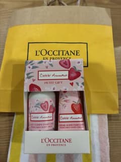 L'OCCITANE チェリーストロベリー プチギフトのサムネイル